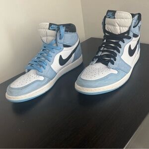 Used Jordan 1's in great condition size 12